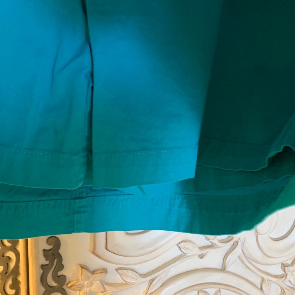 Karen Scott green skort. Size 16 - Picture 2 of 4